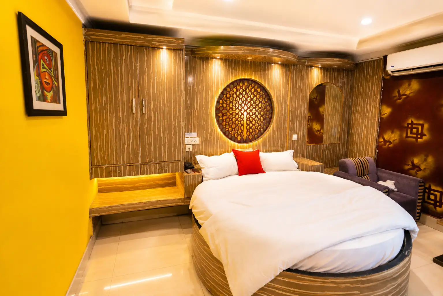 Suite Room
