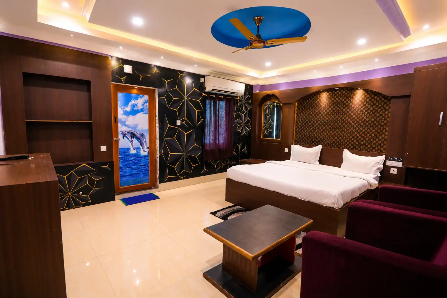 Super Deluxe Room